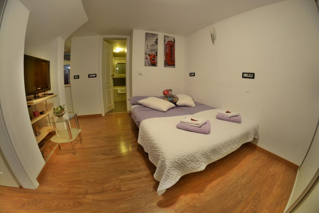 Apartment Arpa Ljubljana Room photo